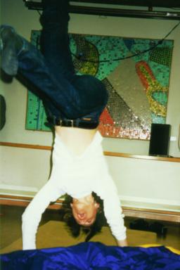 0520_Debi_im_Handstand.jpg