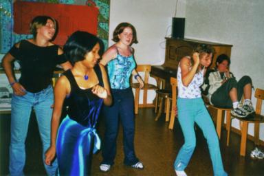 0812_Discotaenzerinnen.jpg