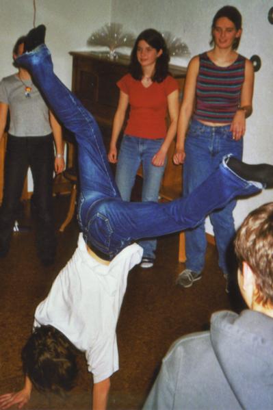 1836_Debi_im_Handstand.jpg