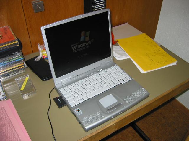021142_ChristofsSuperLaptop.jpg