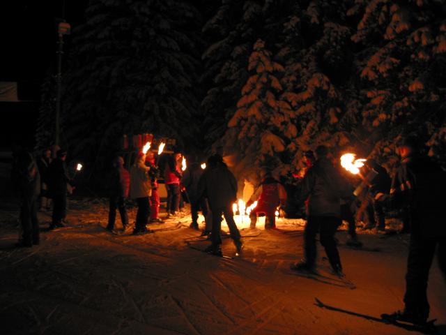 021280_Fackelabfahrt_Ziel.jpg