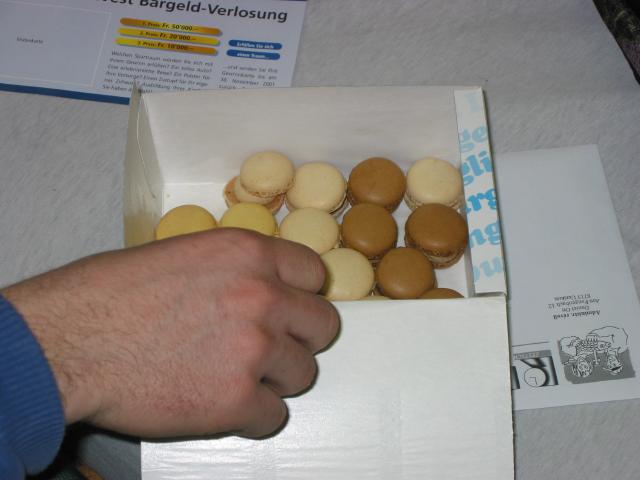 021407_Luxemburgerli.jpg