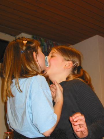 021513_Kartenuebergabe.jpg