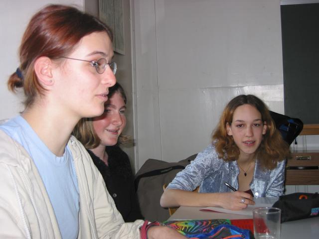 021603_Esther_Kathrin_Maya.jpg