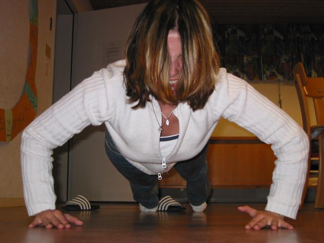 022055_Sandra_Liegestuetze.jpg