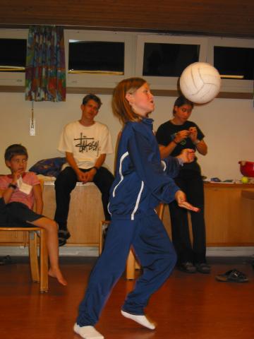 022905_Laura_Lenze.jpg