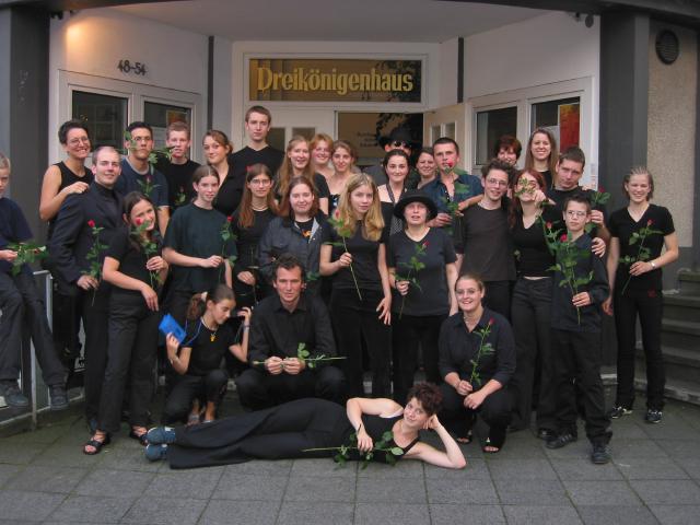 023647_GanzerChorInSchwarz.jpg