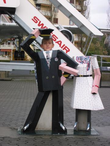 024359_Alex_Tholl_in_Schale.jpg