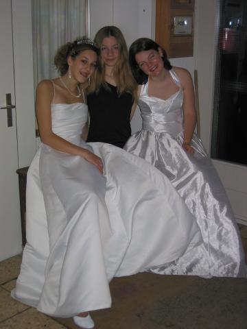 025332_Maya_Carol_Corinne.jpg