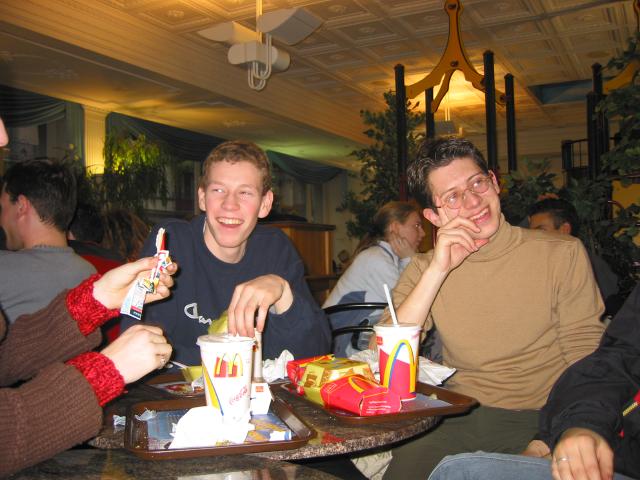 025555_MacDonalds.jpg