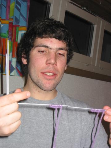 030839_Strickexperte_Adrian.jpg
