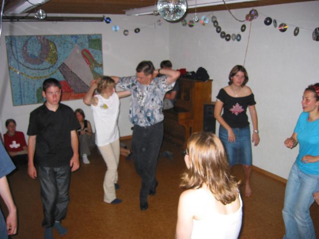 031915_au_bim_Tanze.jpg