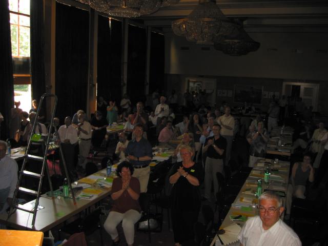 032010_Applaus.jpg