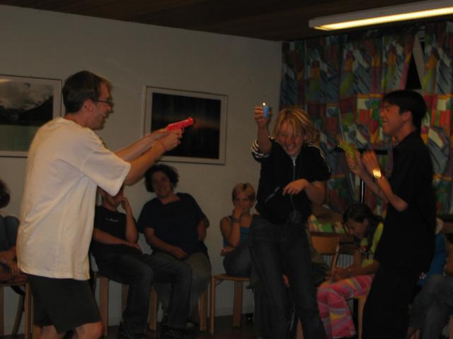 033382_Feuer_loeschen.jpg