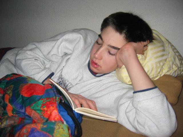 034471_Ein_spannendes_Buch.jpg