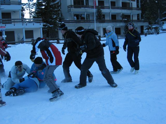 034498_Kampf_um_den_Ball.jpg