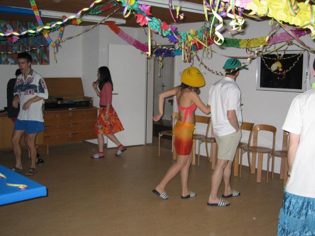 034766_Hawaii-Party.jpg