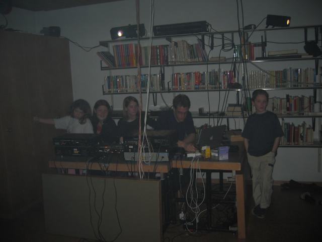 040834_viele_DJs.jpg
