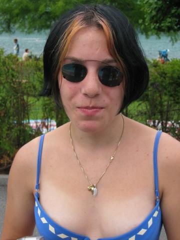 043476_Nathalie_Bernhard.jpg
