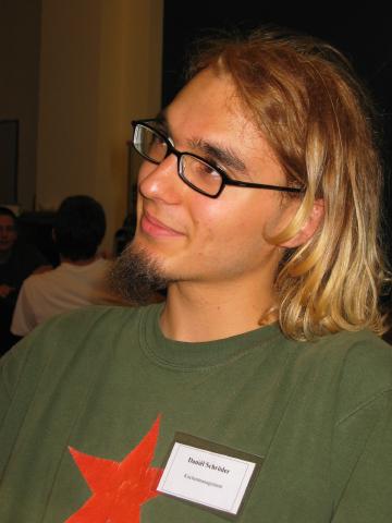 044105_Daniel_Schroeder.jpg