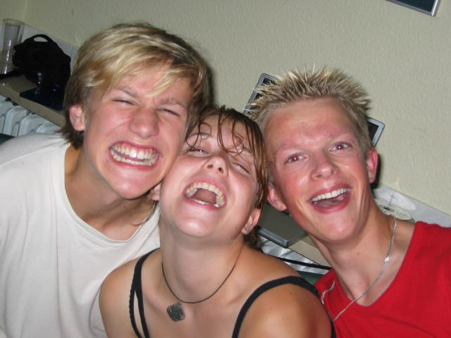 044339_David_Nicky_Perry.jpg