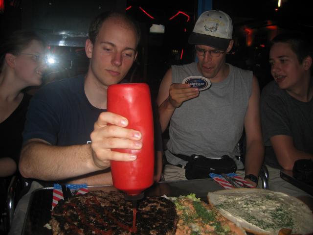 044479_mit_Ketchup.jpg