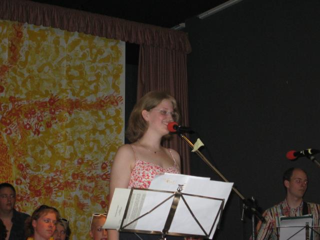 044679_Catherine_Kiss_Me.jpg