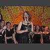 044889_Catherine_mit_Chor.jpg