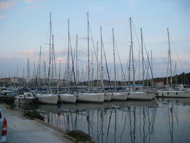 045492_Yachthafen_von_Pula.jpg