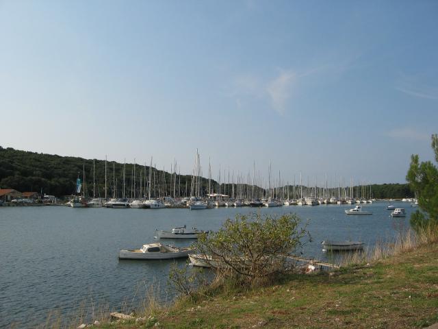 045504_Yachthafen_von_Pula.jpg