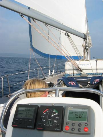046231_5_Knoten_unter_Segel.jpg