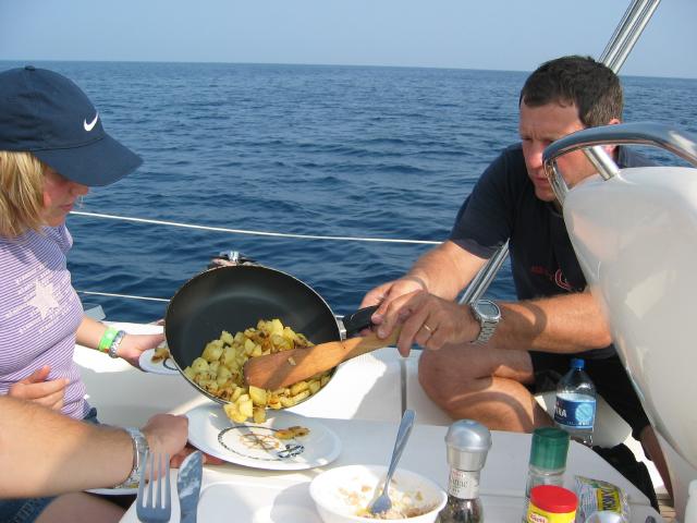 046372_Mittagessen.jpg