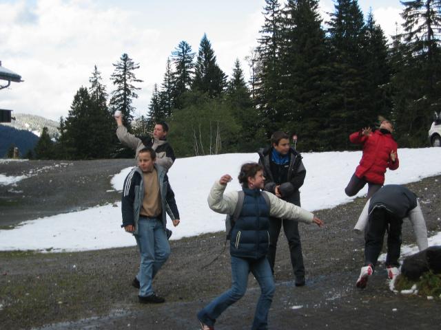 046713_Schneeballschlacht.jpg