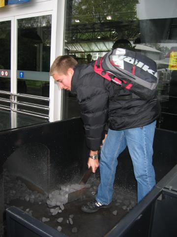 046856_100_Kilogramm_Kohle_in_2_Minuten.jpg