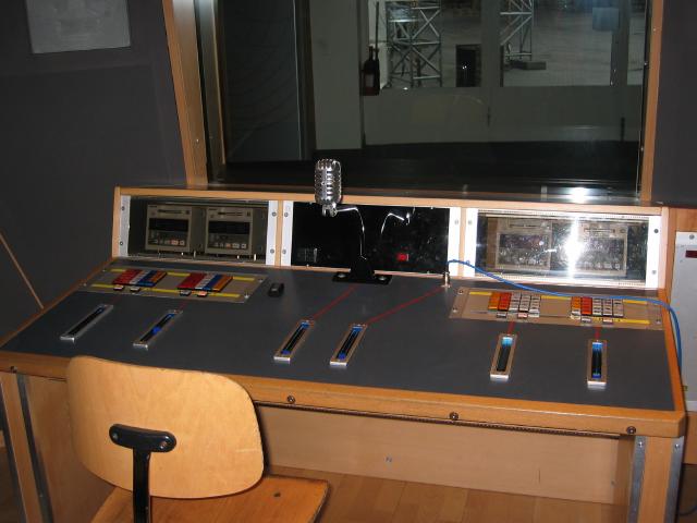046870_Radiostudio.jpg