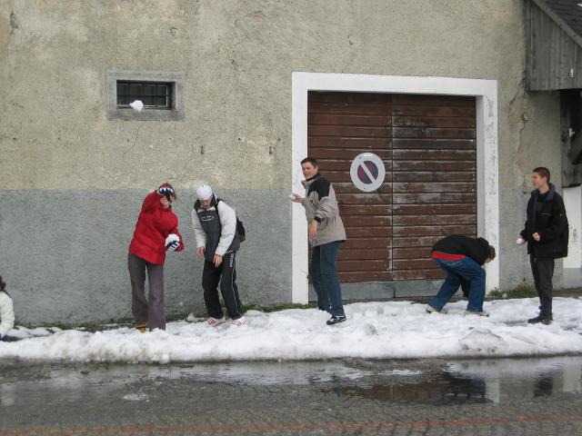 047202_Schneeballschlacht.jpg