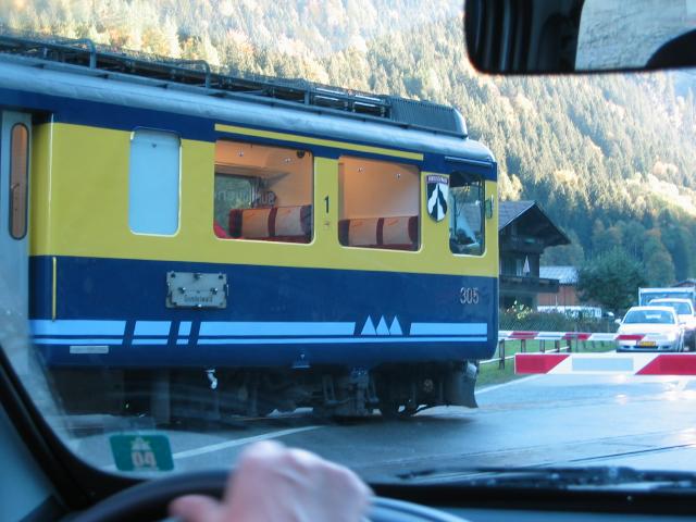 047418_BOB-Bahnuebergang.jpg