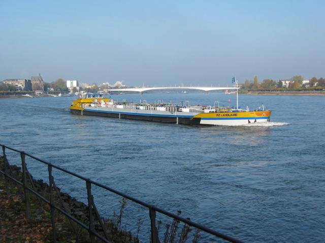 048473_Rhein.jpg