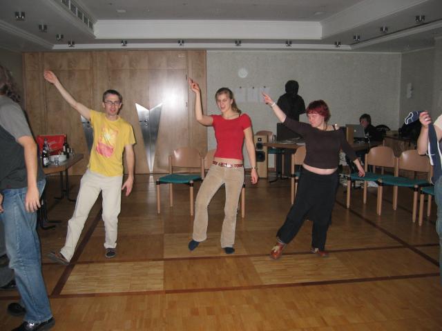 048681_Nightfever.jpg
