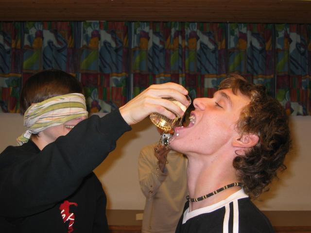 049096_Glugg-glugg.jpg