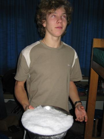 049320_Schneewecker.jpg