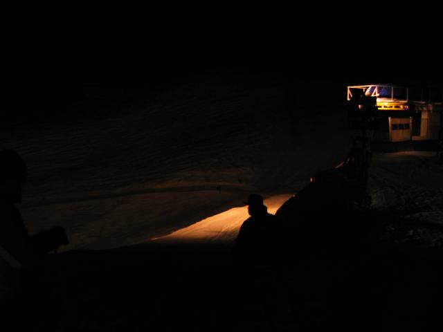 049658_Beleuchtete_Piste.jpg