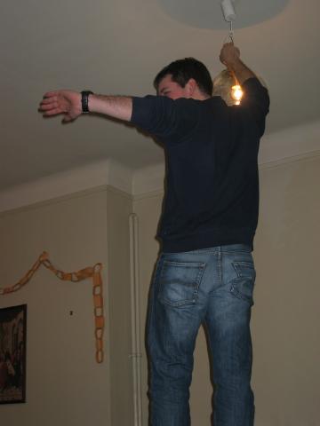 050051_Lampe_hoeherstellen.jpg