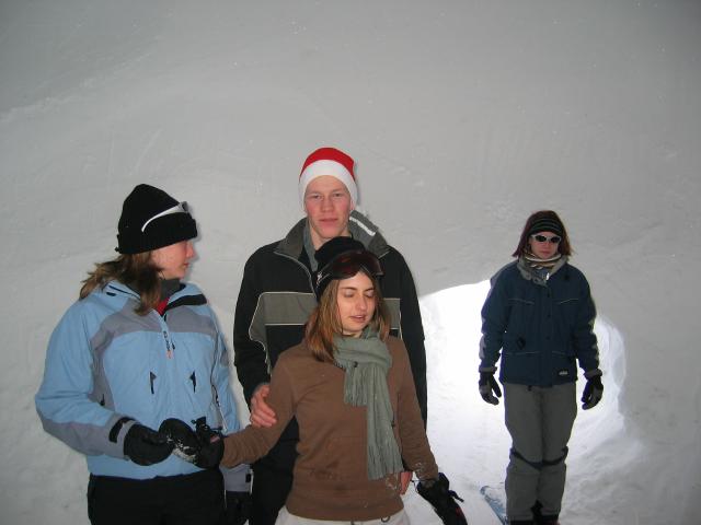 050214_im_Iglu.jpg