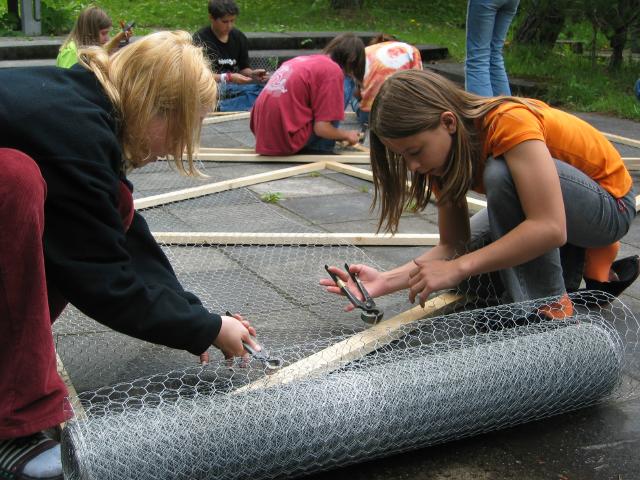 052477_Drahtgitter_befestigen.jpg