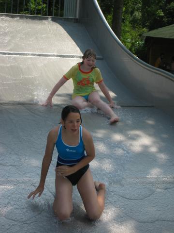 052534_Sarah_Serena.jpg