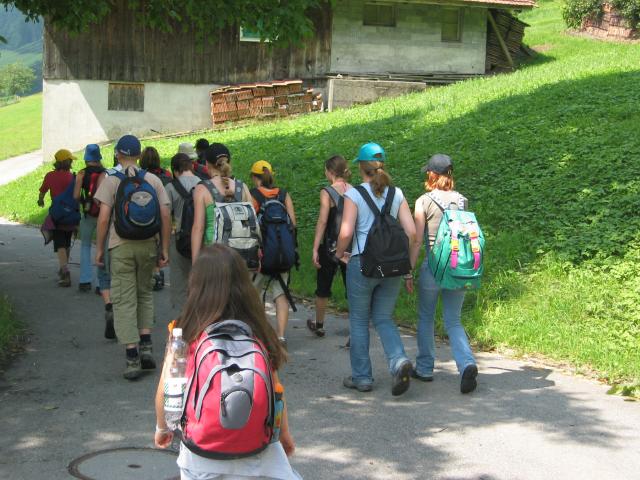 053389_Absteig.jpg