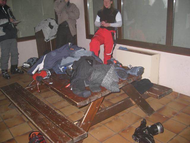 054950_zusammengebrochener_Tisch.jpg