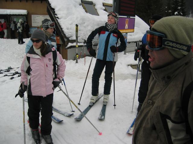 055075_Warten_auf_Sessellift.jpg