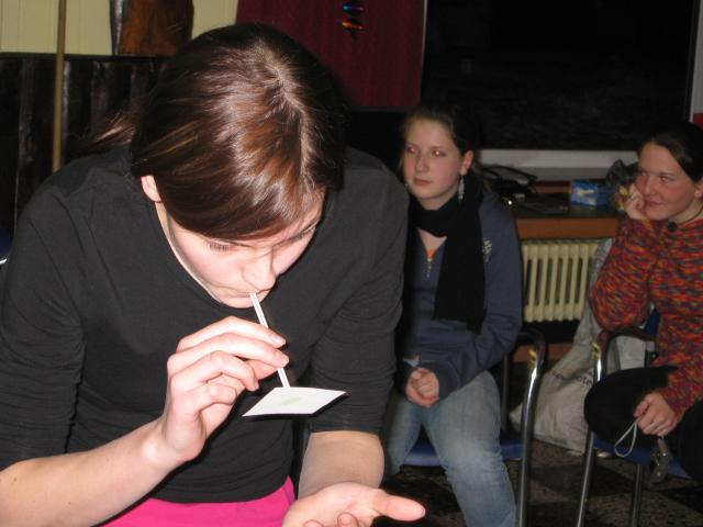 055480_Zettel_ansaugen.jpg